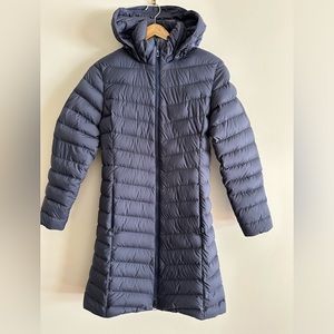 Women’s xs navy long Patagonia coat